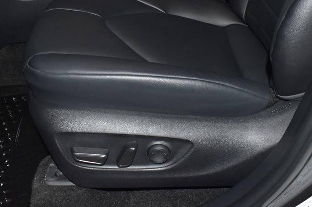 Used 2023 Toyota Highlander XLE image 13