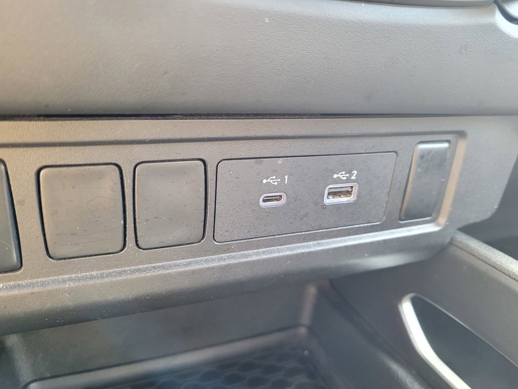 Used 2023 Nissan Frontier SV image 22