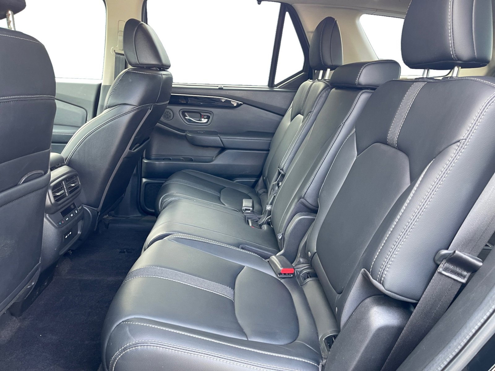 Used 2024 Honda Pilot EX-L image 13