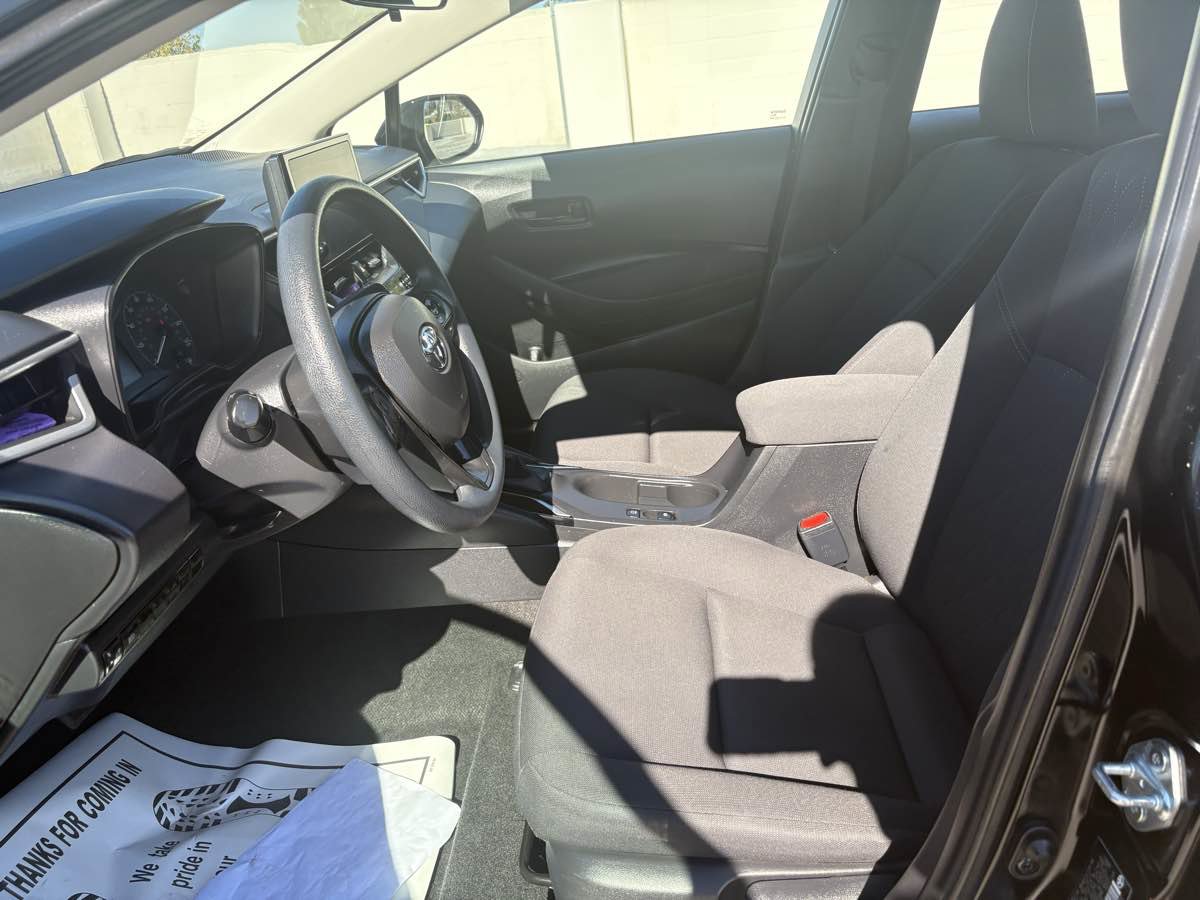 Used 2024 Toyota Corolla LE image 19