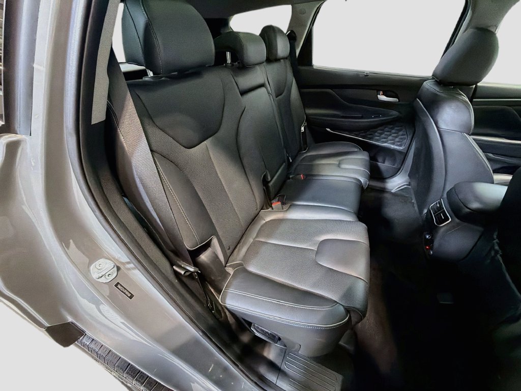 Used 2023 Hyundai Santa Fe Limited AWD/4WD image 25