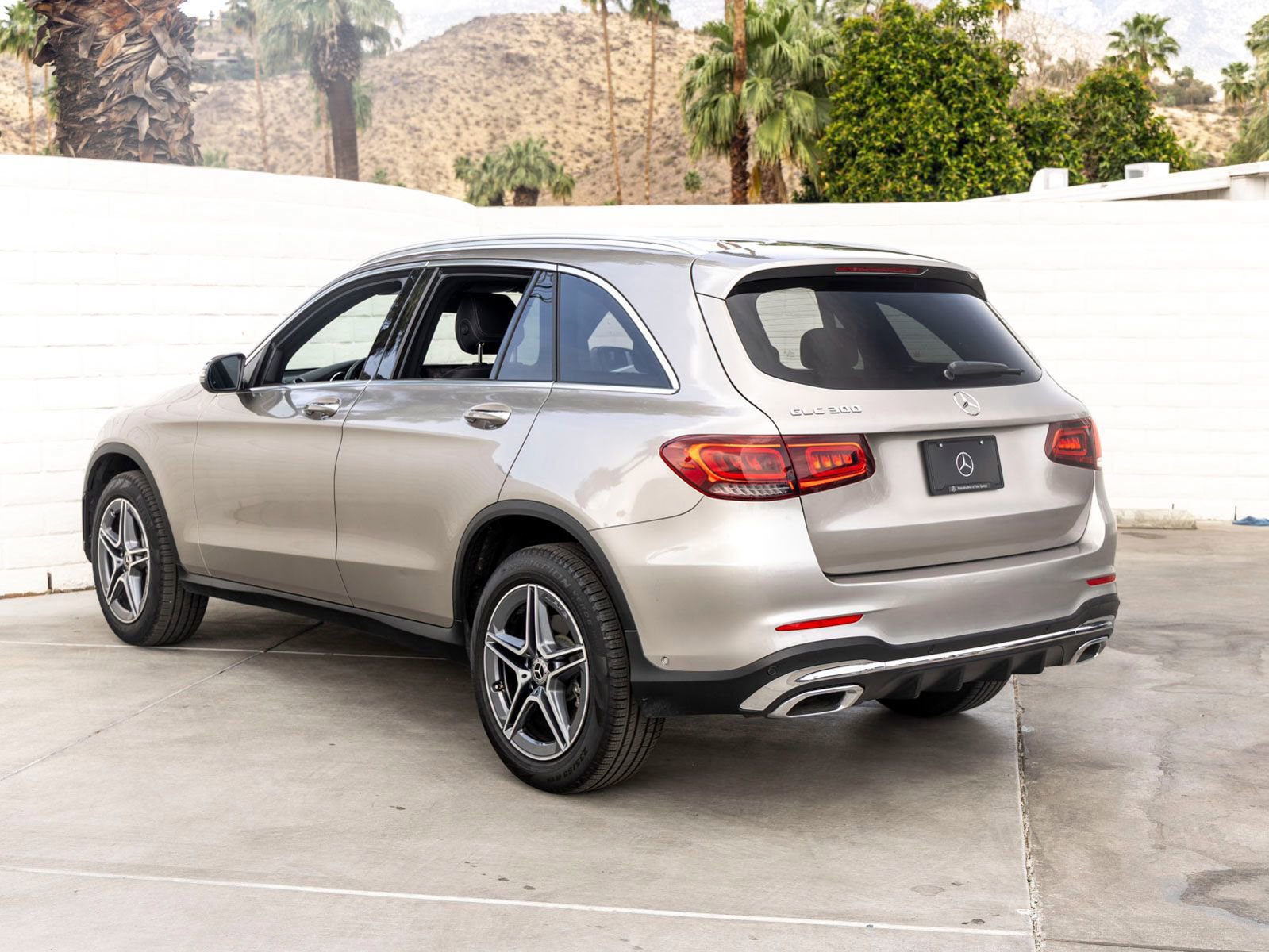 Used 2022 Mercedes-Benz GLC 300 image 7