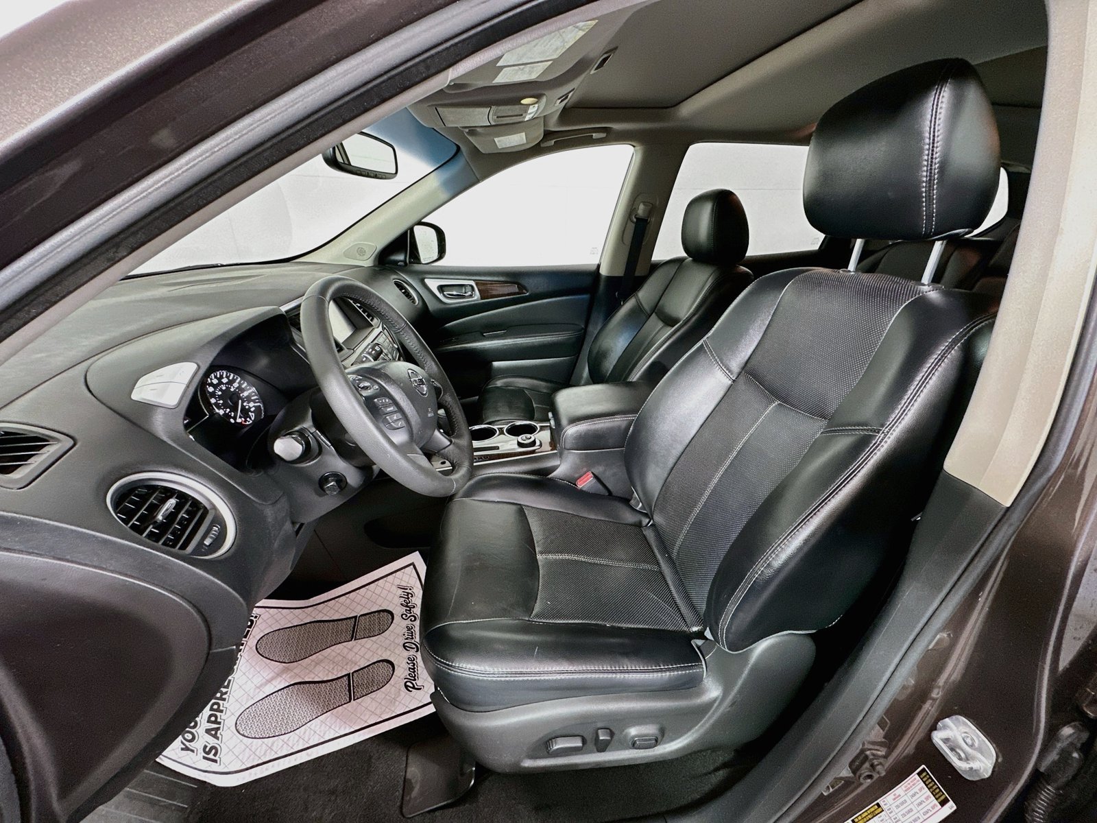 Used 2016 Nissan Pathfinder Platinum AWD/4WD image 24
