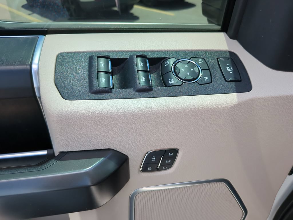Used 2020 Ford F250 Limited w/ FX4 Off-Road Package AWD/4WD image 18