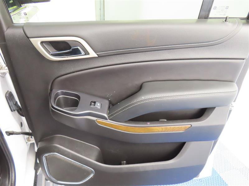 Used 2020 GMC Yukon XL Denali AWD/4WD image 32