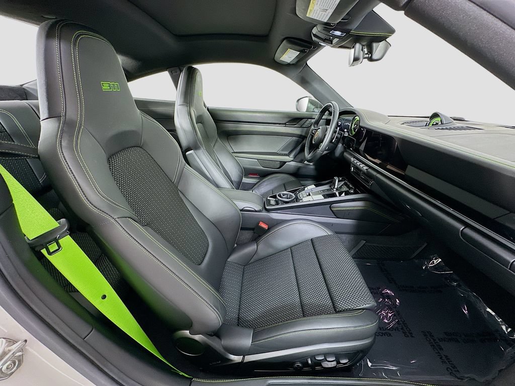 Certified 2023 Porsche 911 Carrera T RWD image 29