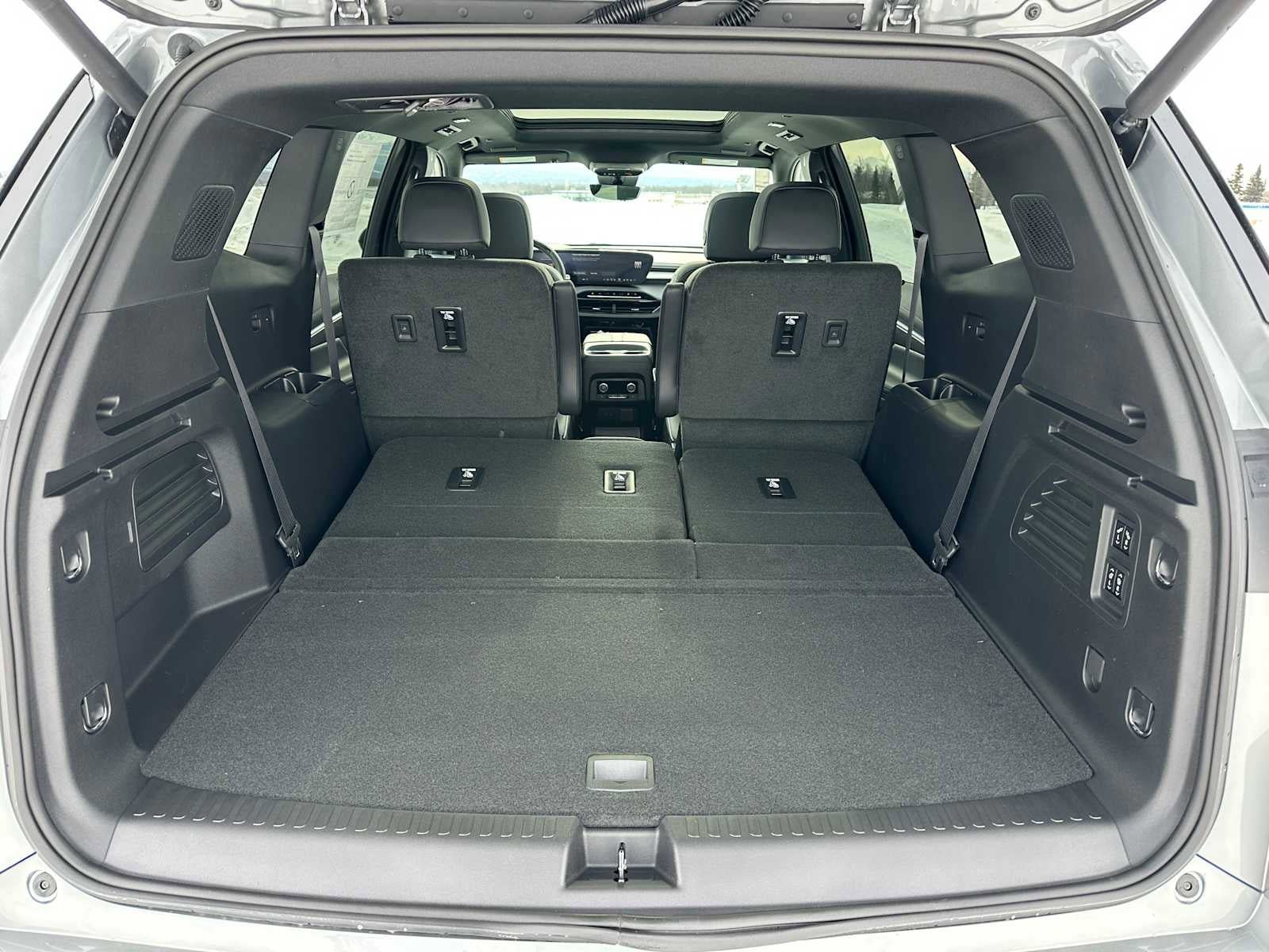 New 2026 Buick Enclave Avenir w/ Super Cruise Package AWD/4WD image 14