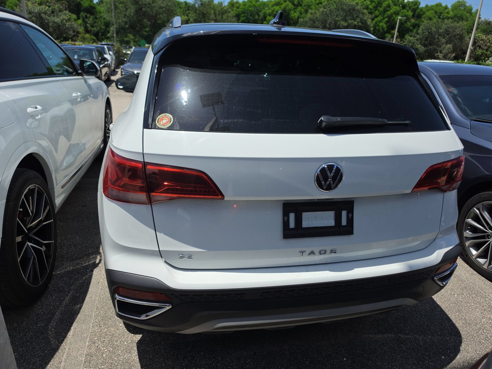 Used 2024 Volkswagen Taos SE FWD image 5