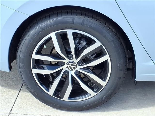 New 2026 Volkswagen Jetta SE FWD image 5