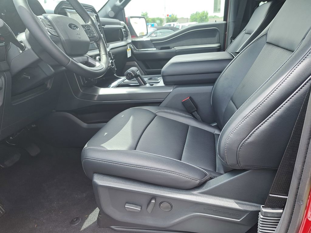 New 2025 Ford F150 Lariat w/ Equipment Group 501A Mid image 12