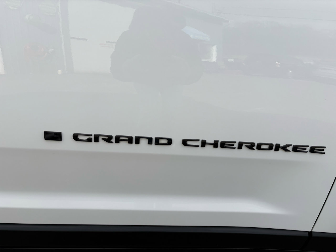 Used 2023 Jeep Grand Cherokee Limited w/ Black Appearance Package image 41