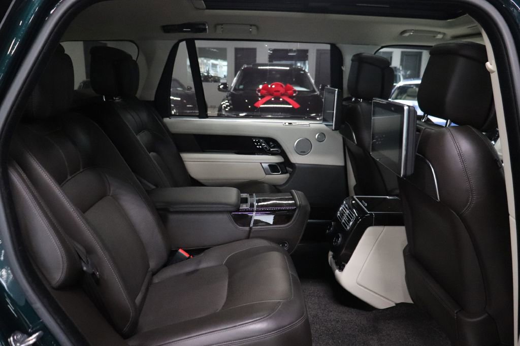 Used 2019 Land Rover Range Rover Long Wheelbase Autobiography image 20