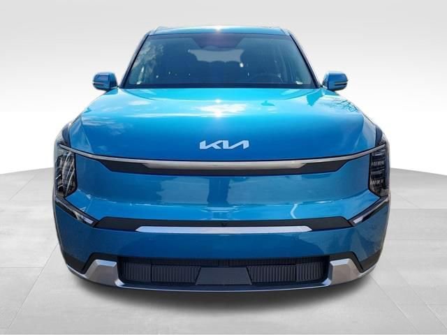 New 2026 Kia EV9 Wind AWD/4WD image 9