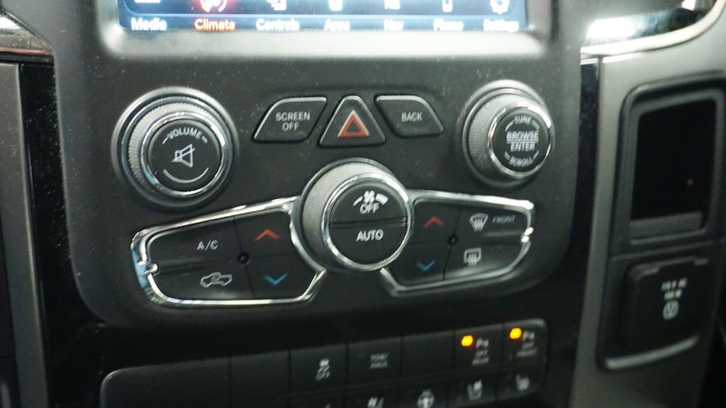 Certified 2018 RAM 1500 Sport w/ Convenience Group image 28