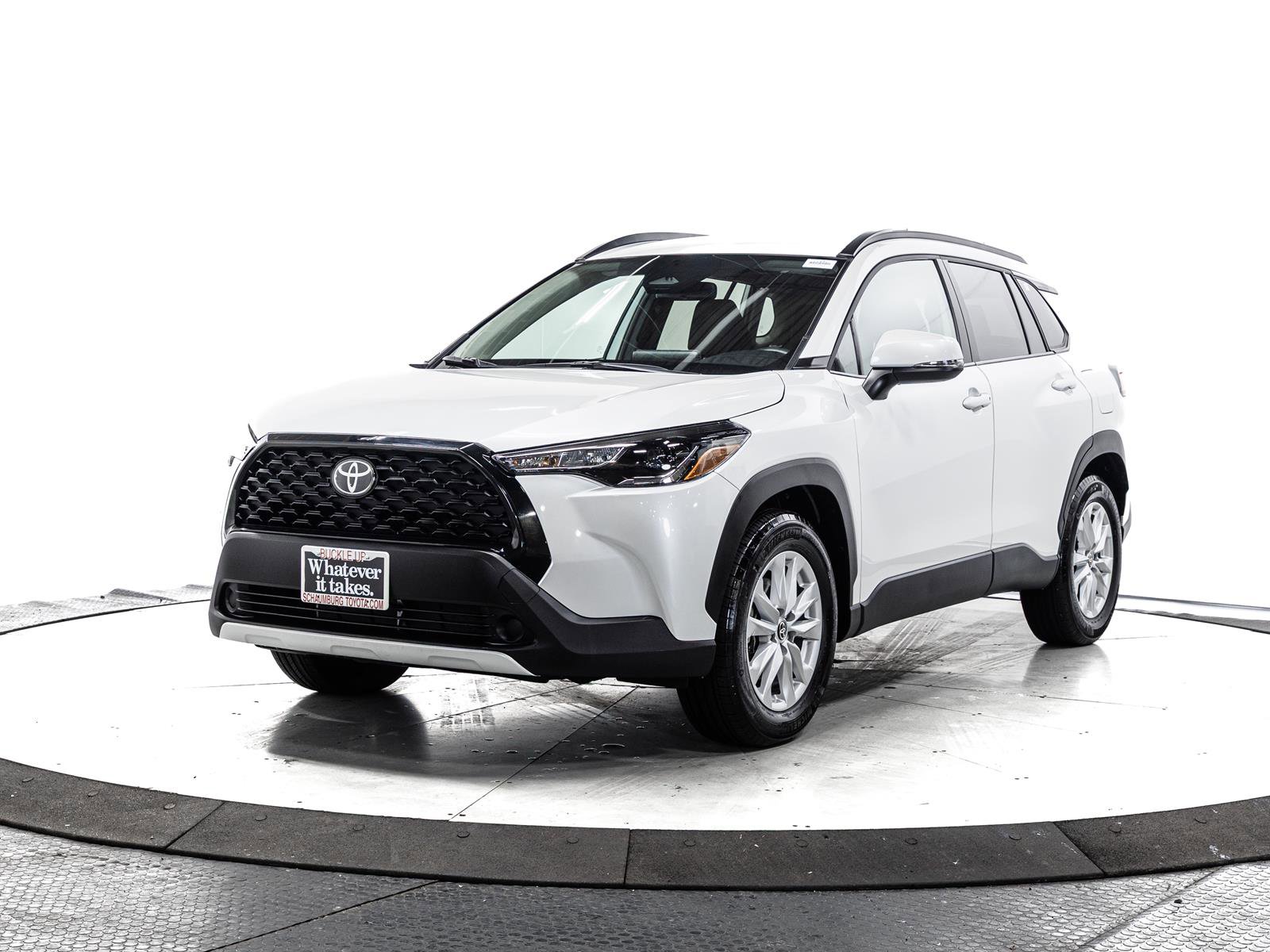 Certified 2024 Toyota Corolla Cross LE image 3