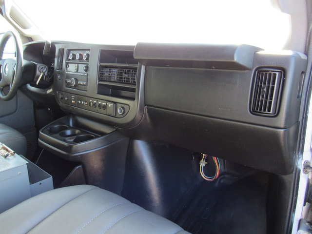 Used 2018 Chevrolet Express 2500 w/ Driver Convenience Package RWD image 14