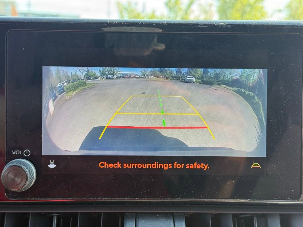 Used 2023 Toyota RAV4 SE w/ Weather & Moonroof Package image 11