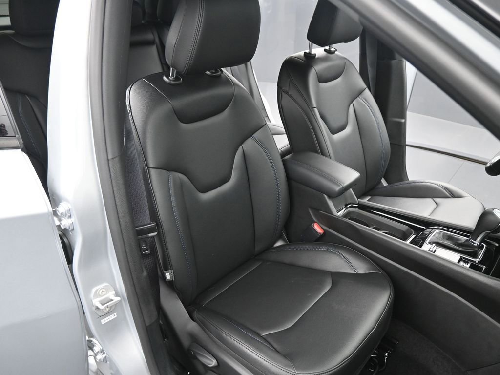 New 2026 Jeep Compass Limited image 19