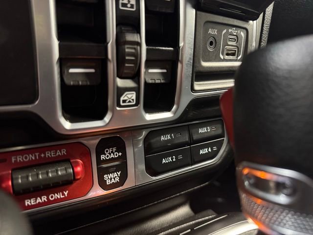Used 2025 Jeep Wrangler Unlimited Rubicon 4xe w/ Safety Group image 28