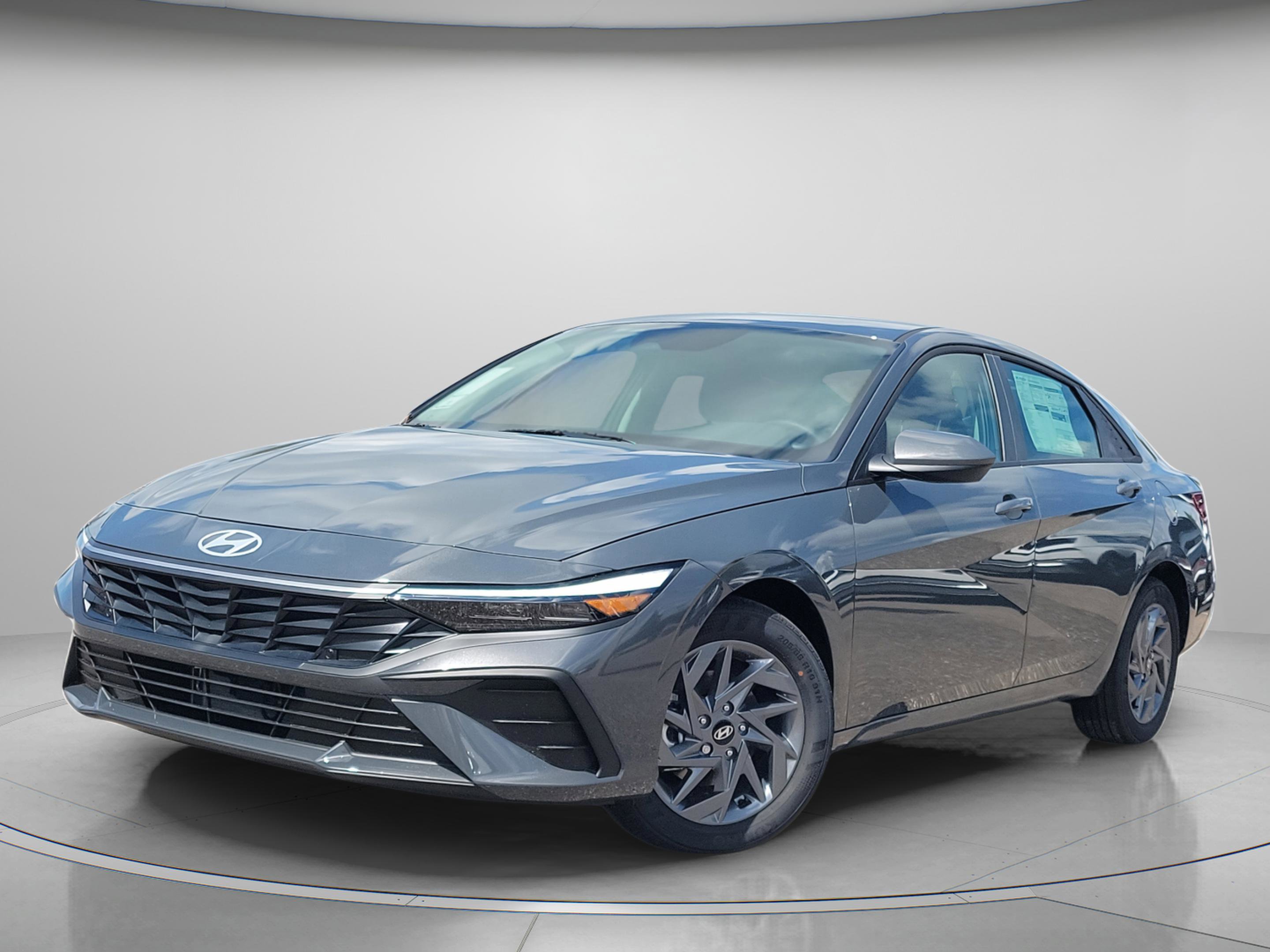 New 2025 Hyundai Elantra Blue image 2