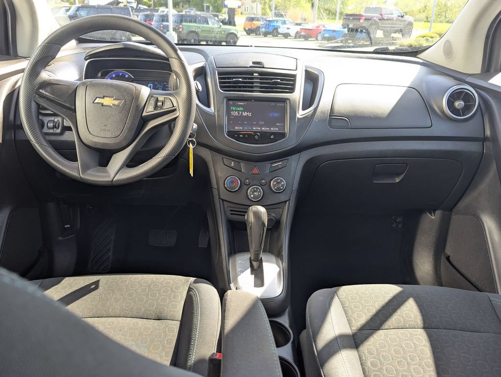 Used 2016 Chevrolet Trax LS FWD image 21