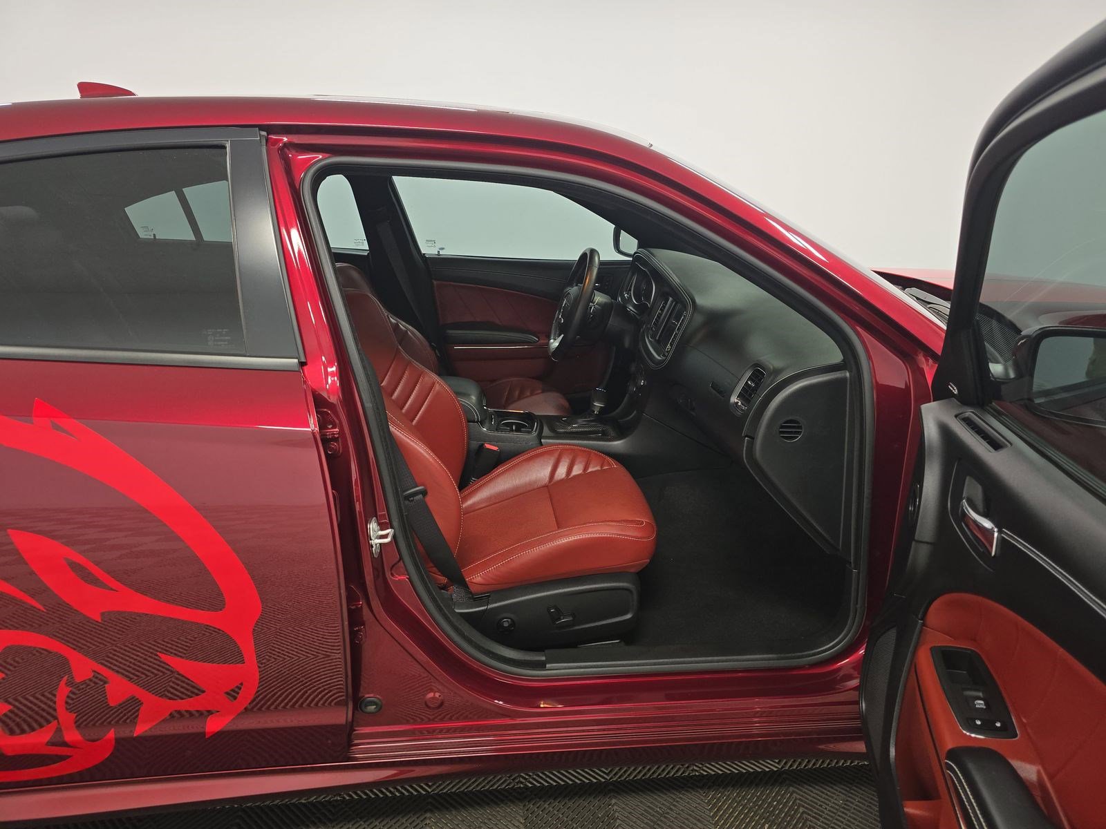 Used 2021 Dodge Charger SRT Hellcat w/ Harman/Kardon Audio Group RWD image 9