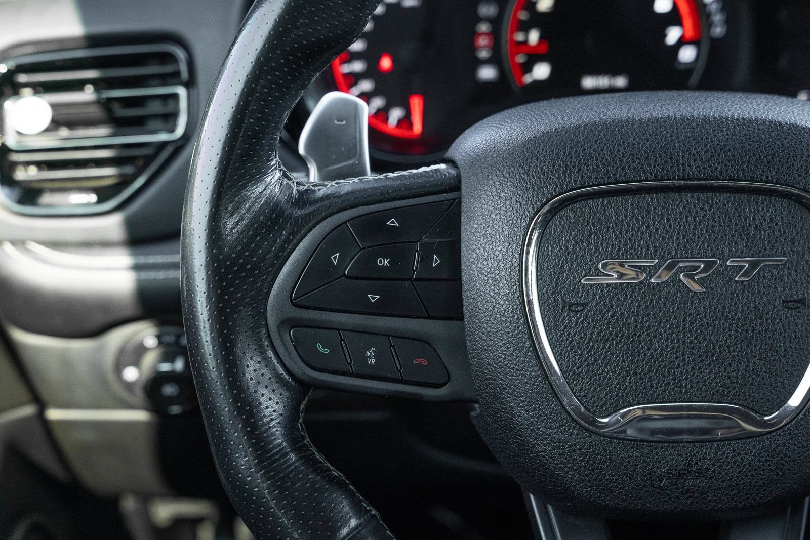 Used 2021 Dodge Durango SRT w/ Technology Group AWD/4WD image 27