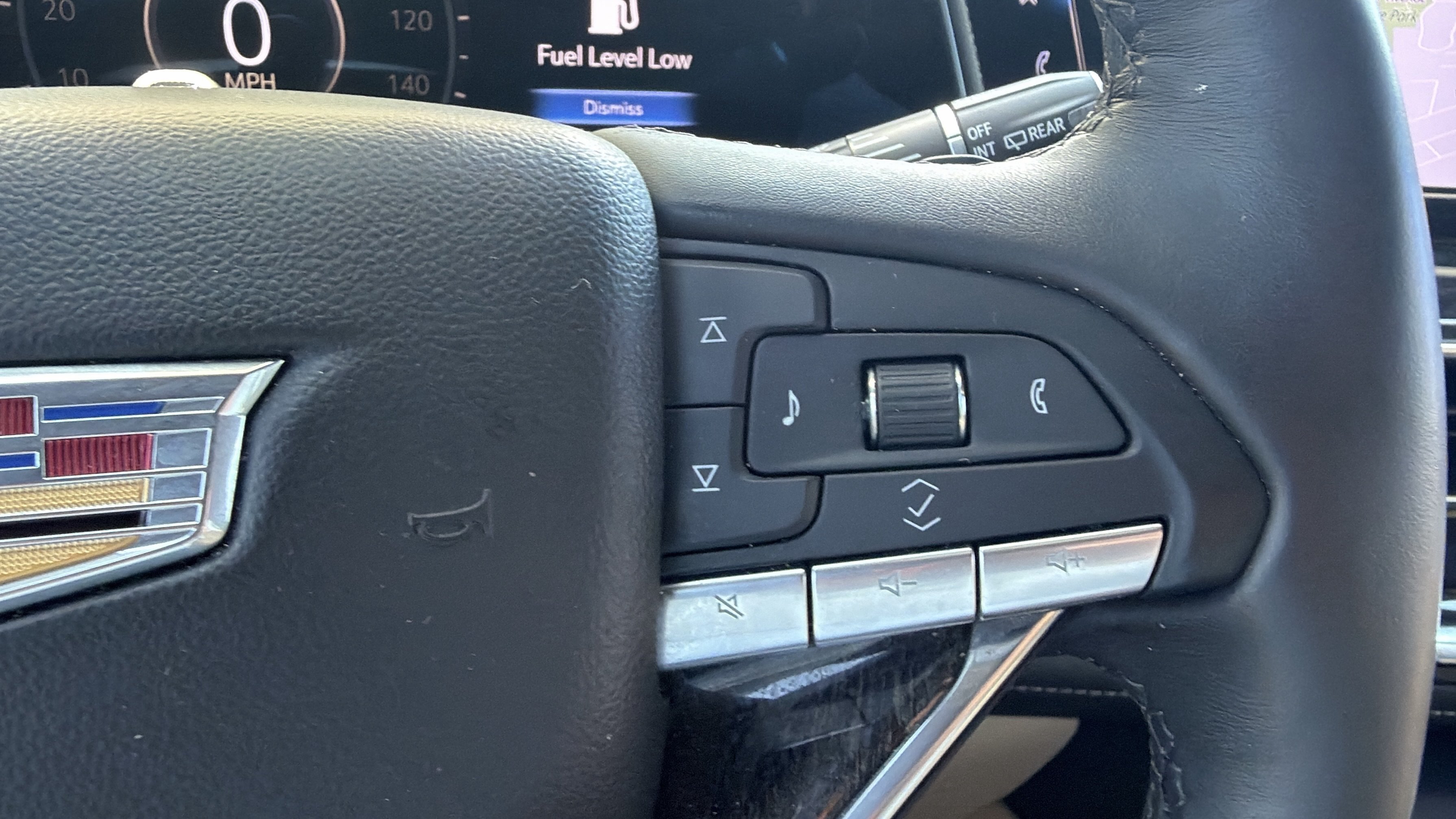 Certified 2023 Cadillac Escalade Premium Luxury AWD/4WD image 30
