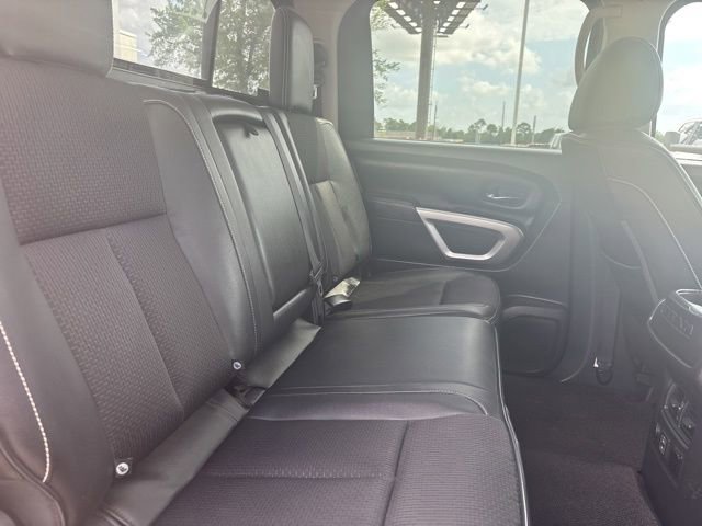 Used 2019 Nissan Titan PRO-4X AWD/4WD image 12