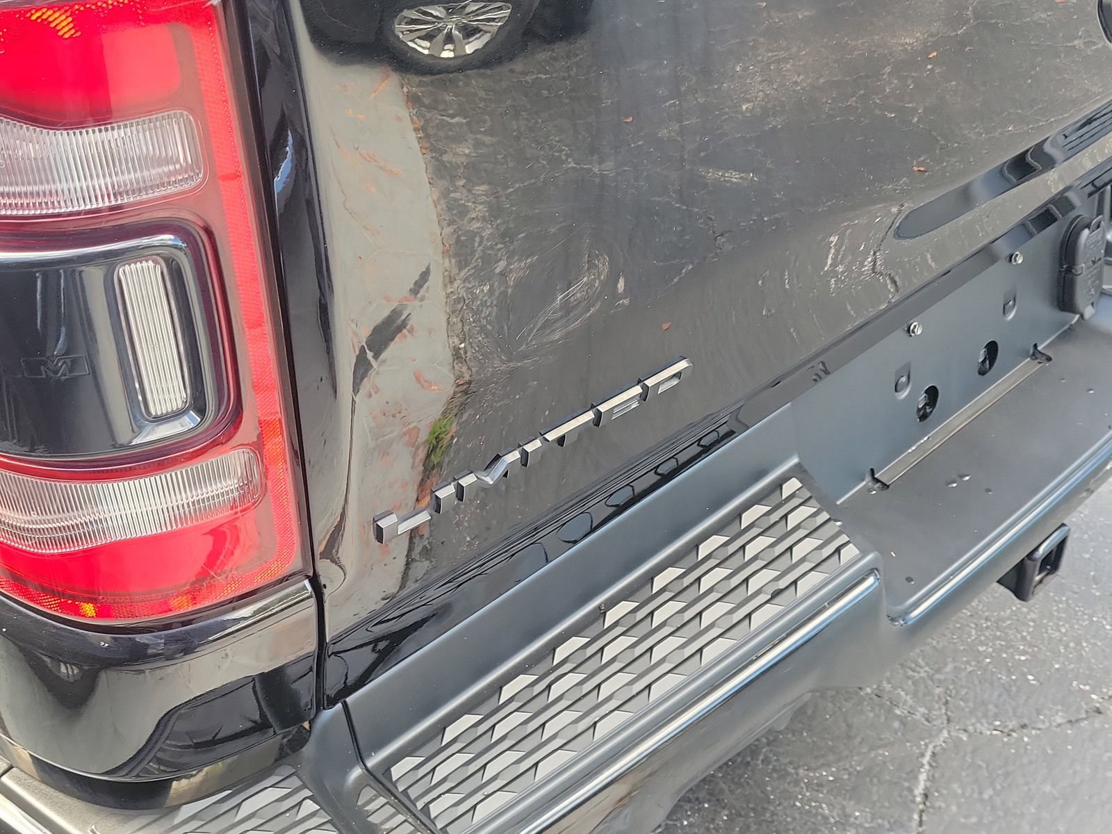 Used 2021 RAM 1500 Limited w/ Night Edition AWD/4WD image 7