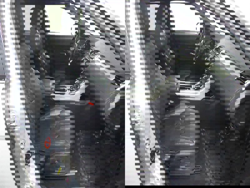 Used 2014 Land Rover Range Rover Evoque Pure Premium image 25