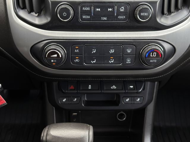 Used 2015 GMC Canyon SLT image 19