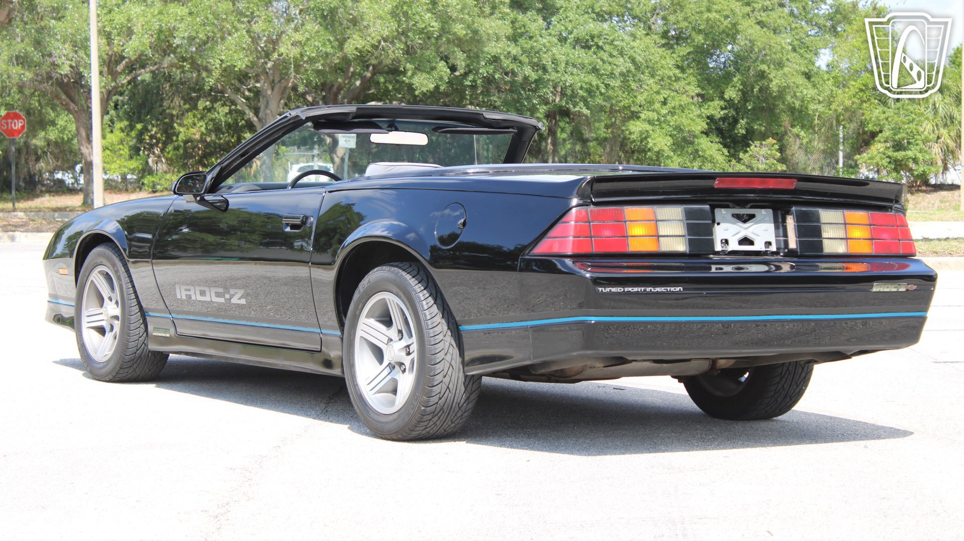 Used 1988 Chevrolet Camaro LT RWD image 6