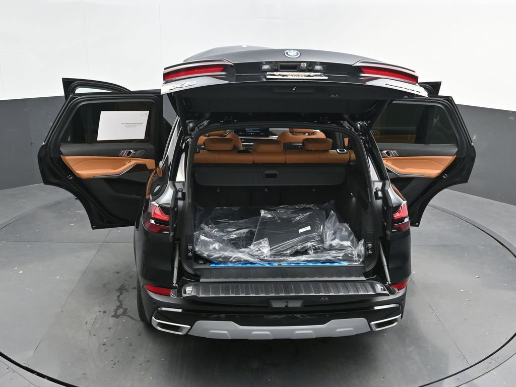 New 2026 BMW X5 xDrive50e w/ Premium Package AWD/4WD image 52