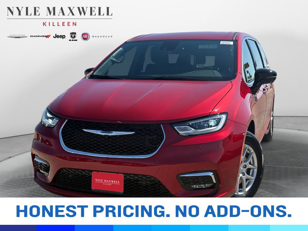 New 2026 Chrysler Pacifica Select