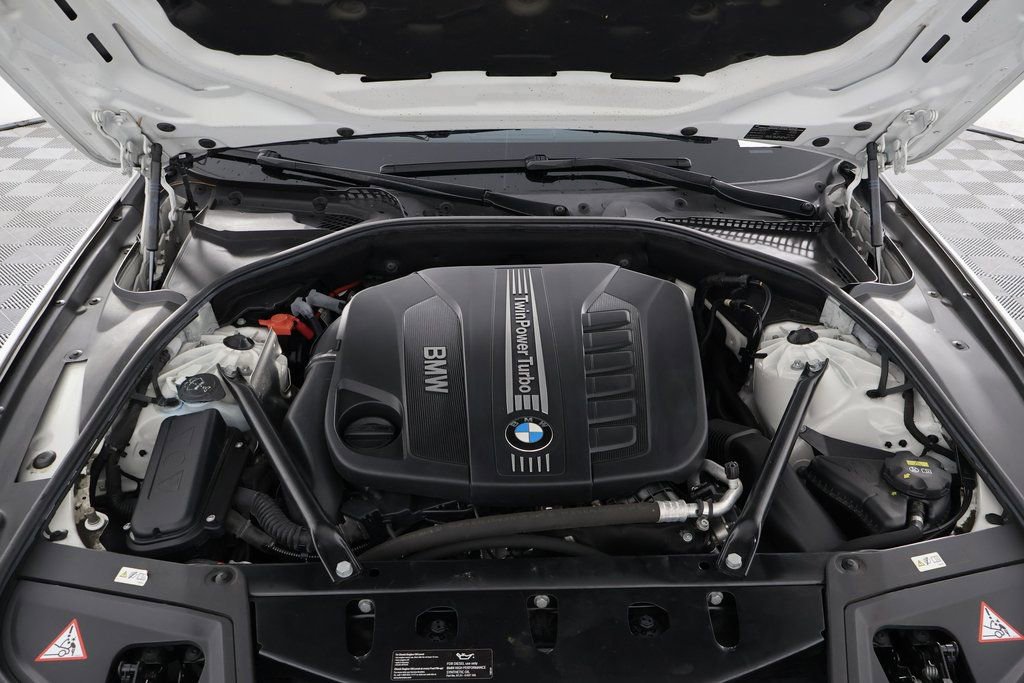 Used 2015 BMW 535d Sedan image 13