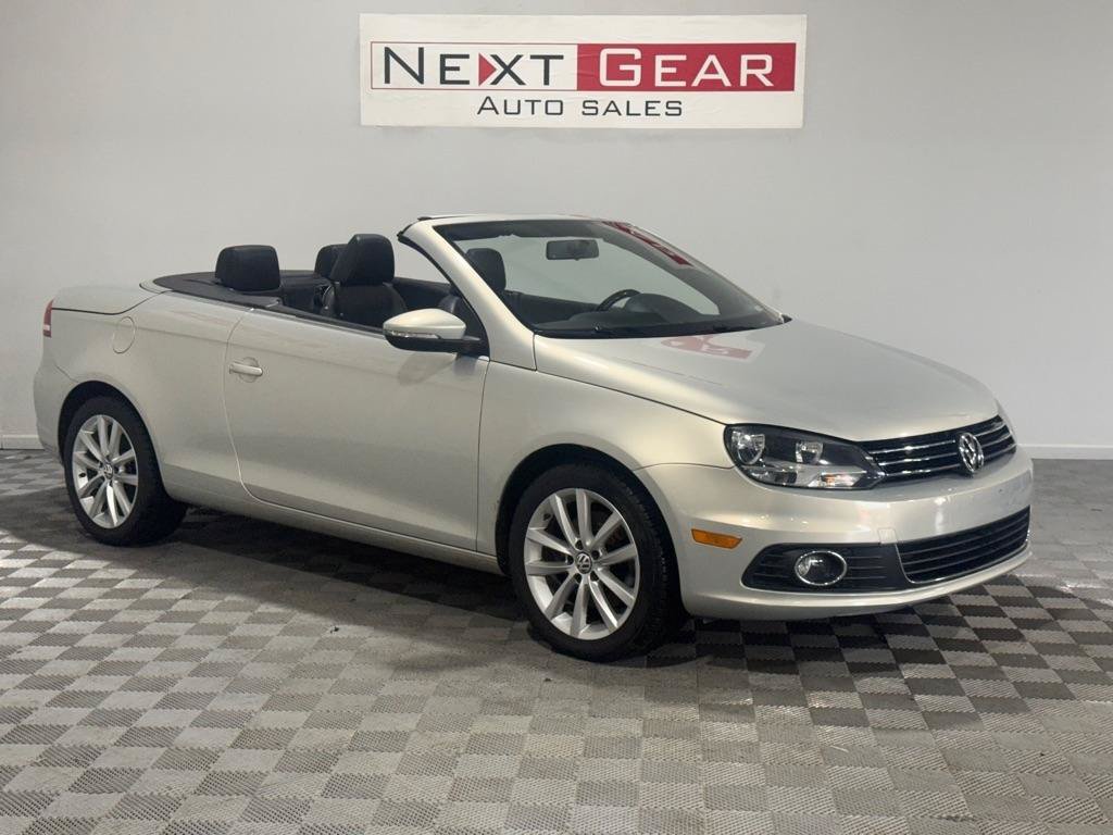 Used 2012 Volkswagen Eos Komfort FWD image 2