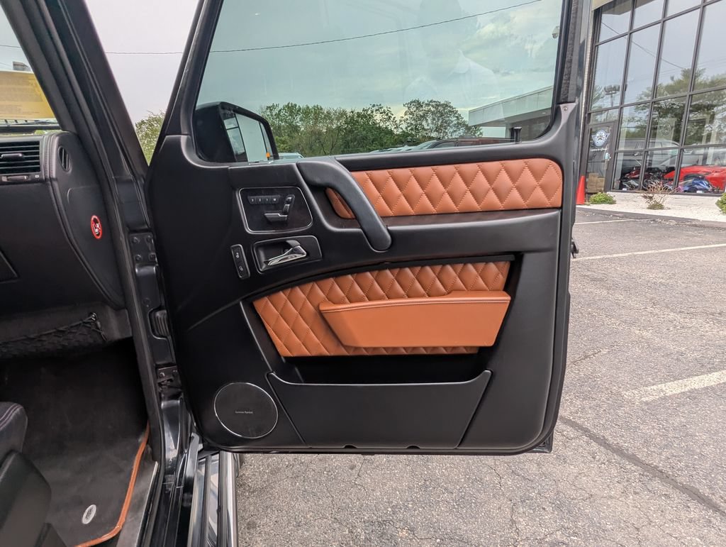 Used 2017 Mercedes-Benz G 63 AMG 4MATIC image 32