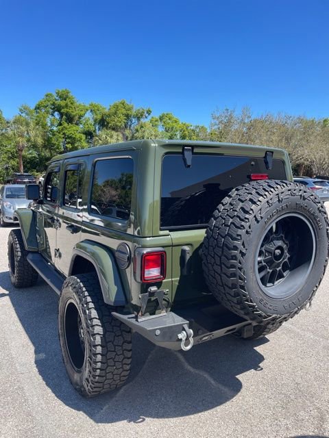 Used 2021 Jeep Wrangler Unlimited Sahara image 2