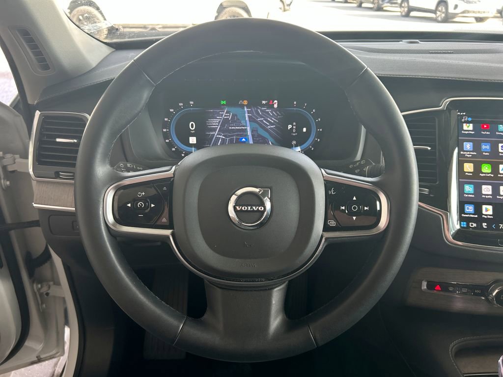Used 2023 Volvo XC90 B6 Ultimate w/ Protection Package Premier image 18