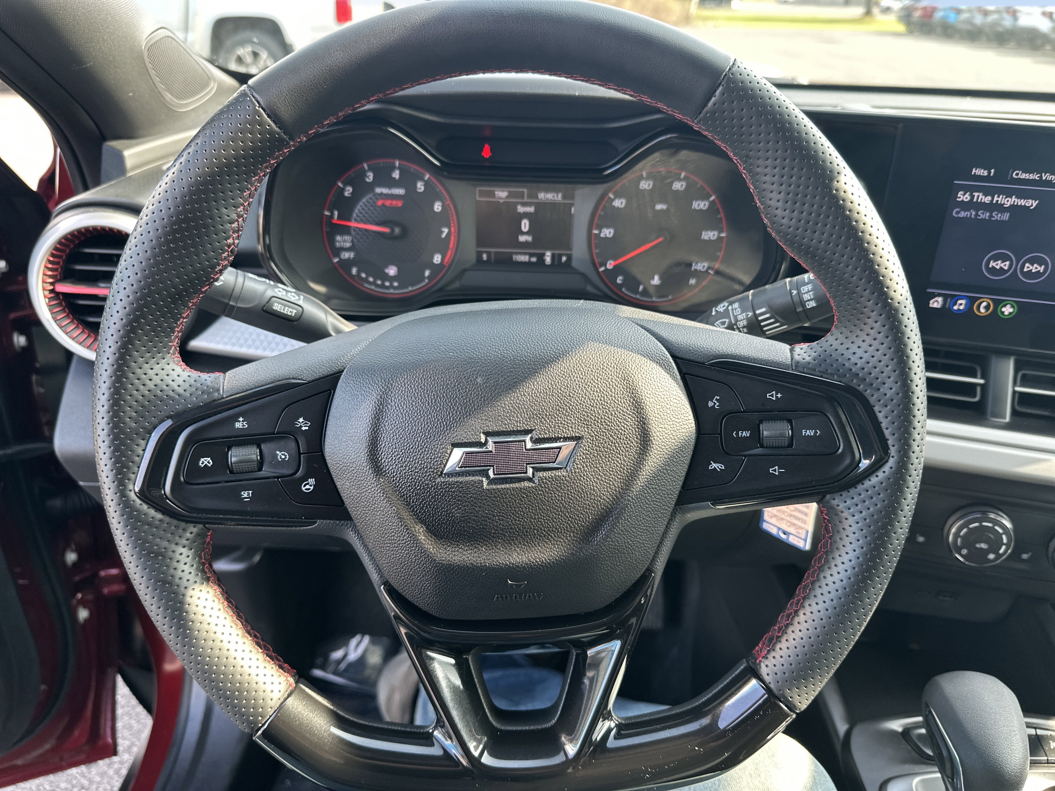 Used 2024 Chevrolet Trax RS w/ Driver Confidence Package image 11