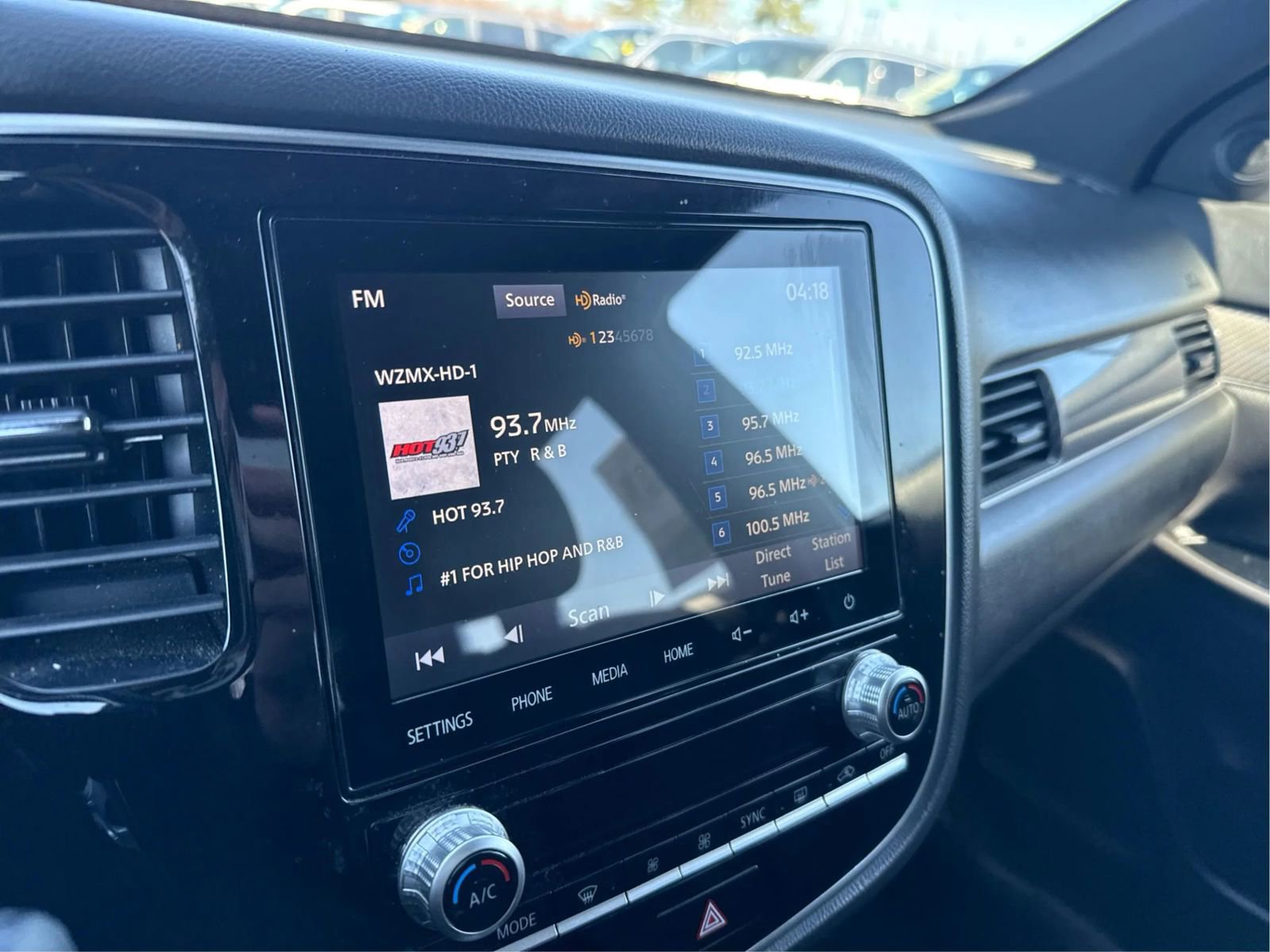 Used 2021 Mitsubishi Outlander SEL AWD/4WD image 46