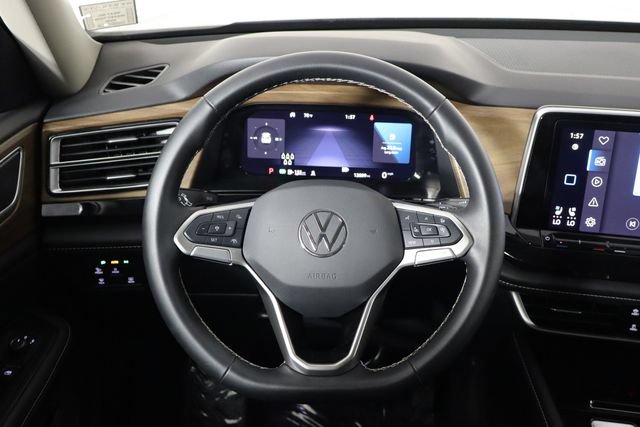 Used 2026 Volkswagen Atlas SE FWD image 7