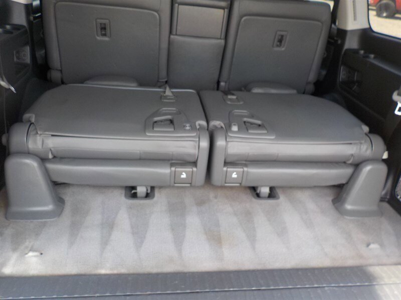 Used 2010 Toyota Land Cruiser image 45