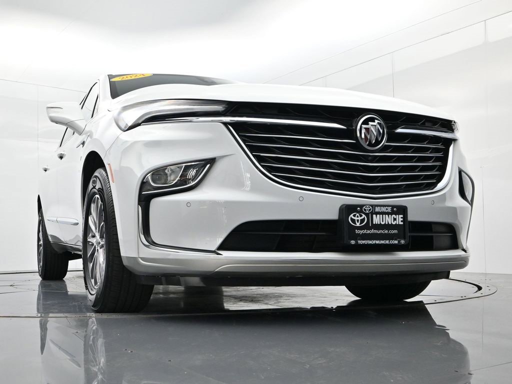 Used 2024 Buick Enclave Premium image 57