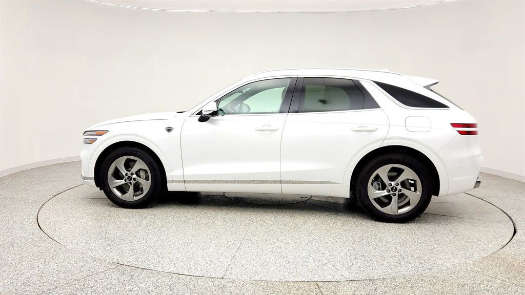 Used 2026 Genesis GV70 2.5T Advanced image 8
