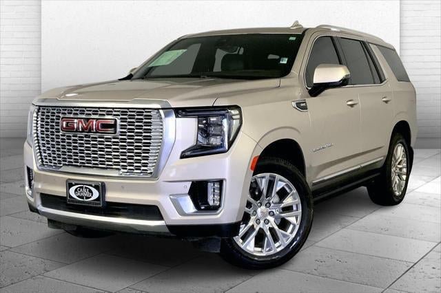 Used 2021 GMC Yukon Denali w/ Denali Premium Package AWD/4WD image 13