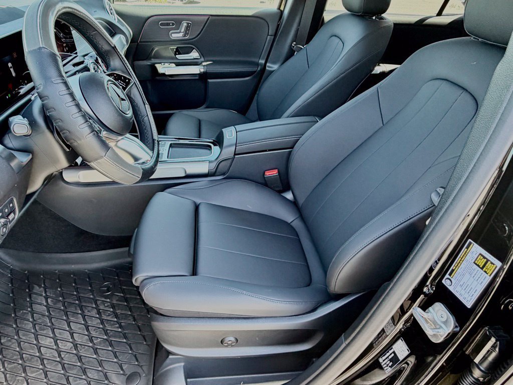 New 2026 Mercedes-Benz GLB 250 image 18