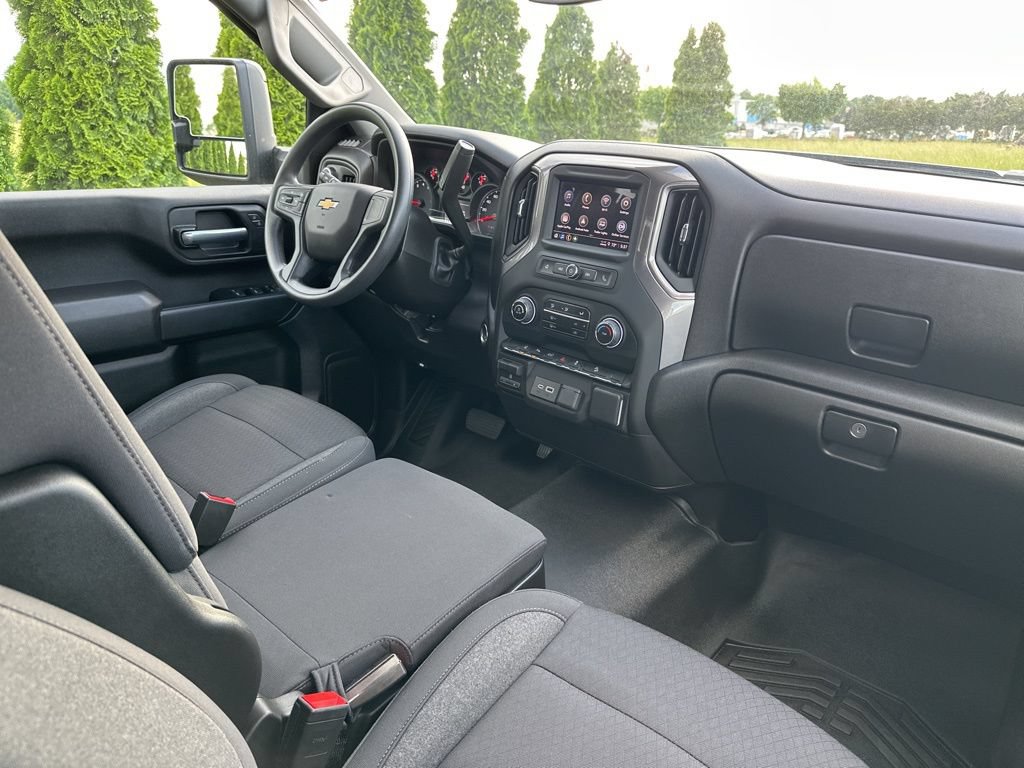 Used 2025 Chevrolet Silverado 2500 Custom w/ Custom Value Package AWD/4WD image 34