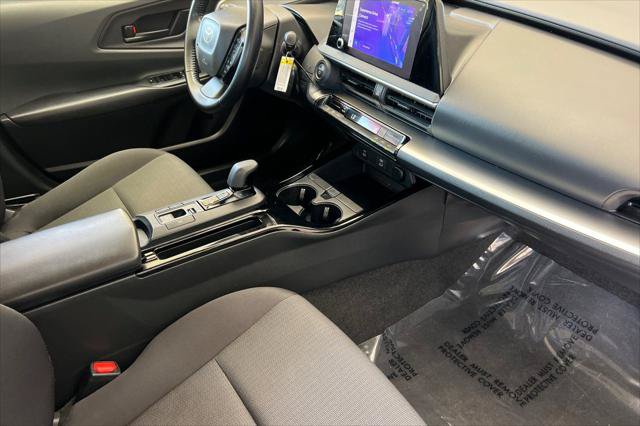 Certified 2023 Toyota Prius LE FWD image 16